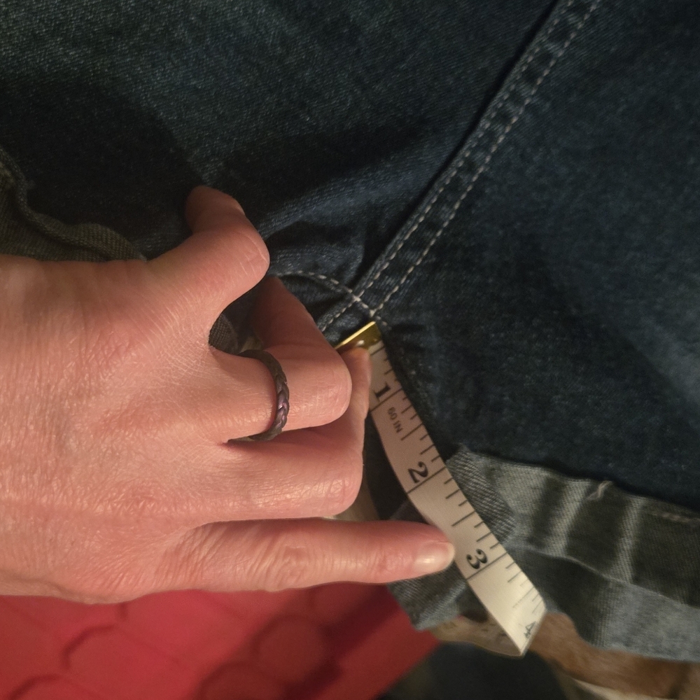 Denim Shorts with Embroidered Pockets - Picture 4 of 4